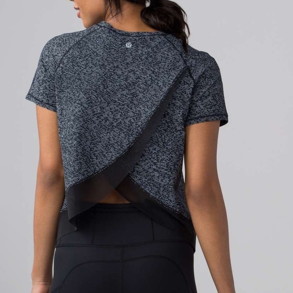 lululemon quick pace short sleeve soundwave white black Preowned great condition - Picture 2 of 10